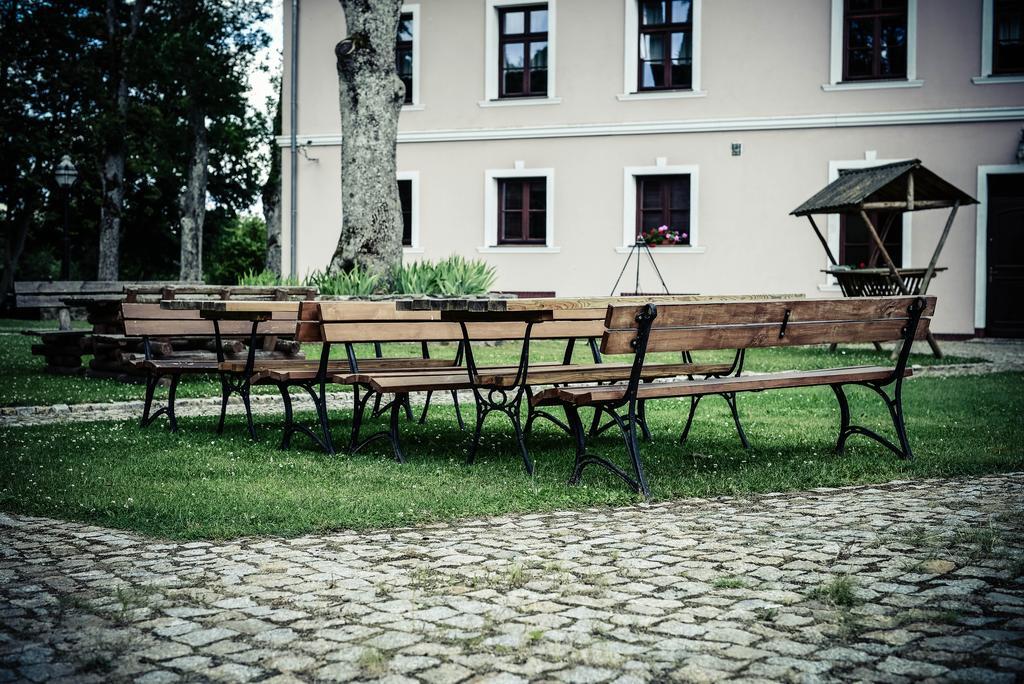 Palac Plocko Hotel Zewnętrze zdjęcie